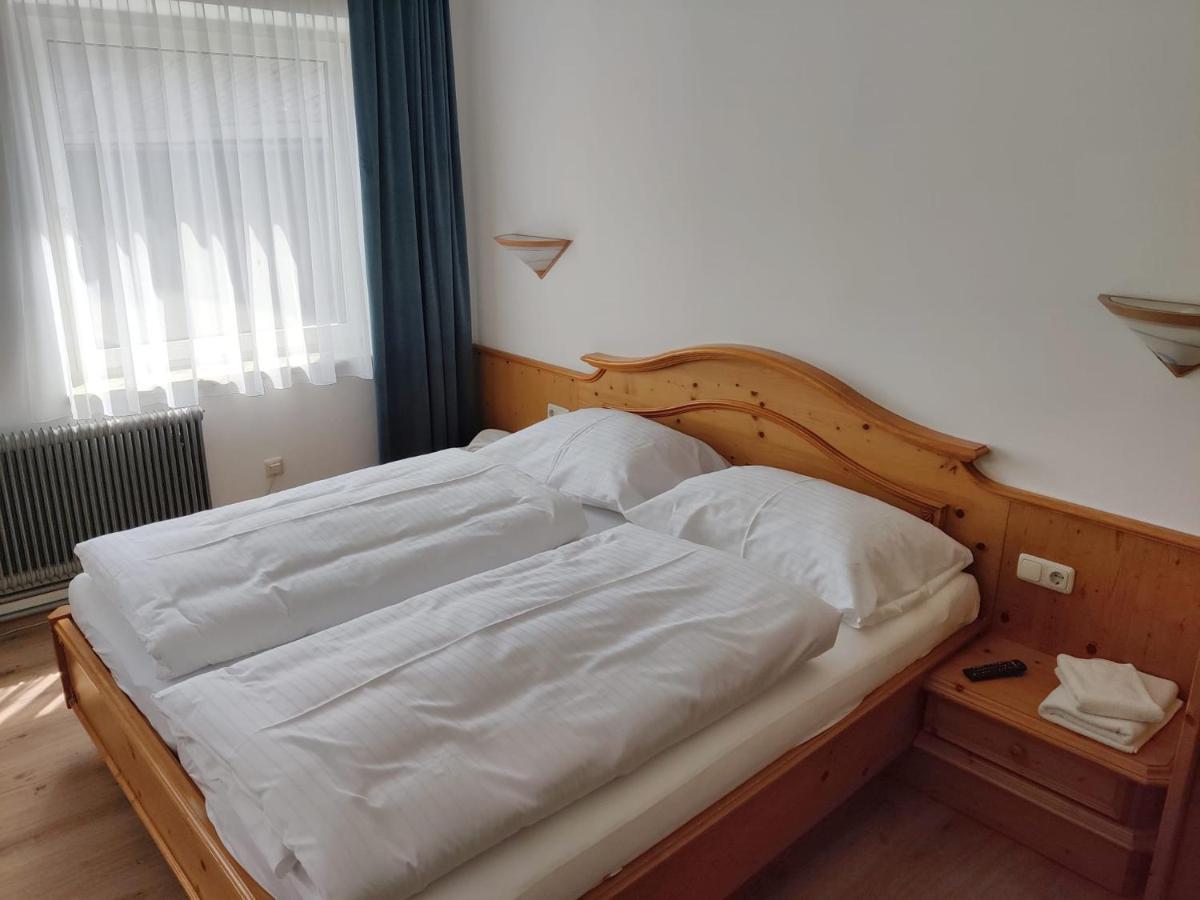 Neuhof Hotel Neuhofen an der Ybbs ภายนอก รูปภาพ